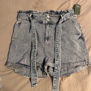 Paper bag Jean Shorts